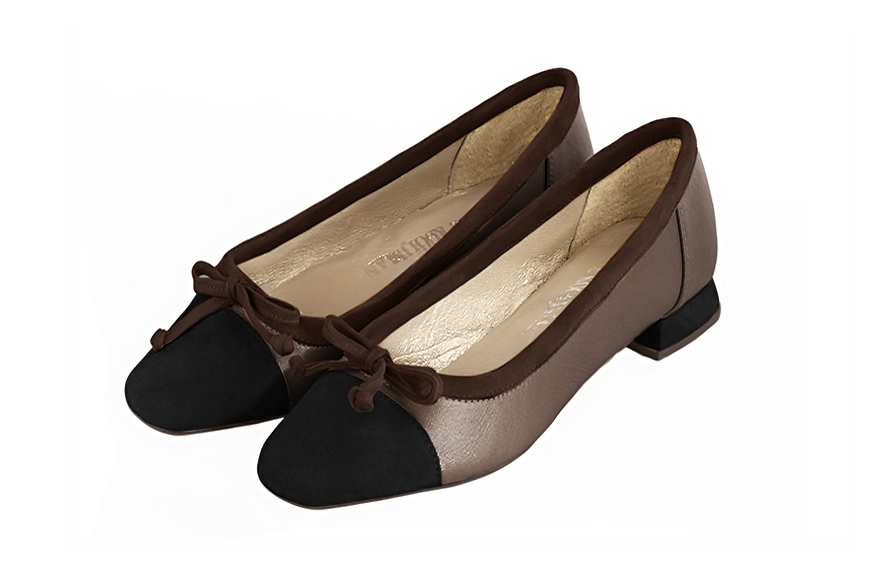 Matt black, bronze gold and dark brown women's ballet pumps, with low heels. Square toe. Flat flare heels. Front view - Florence KOOIJMAN